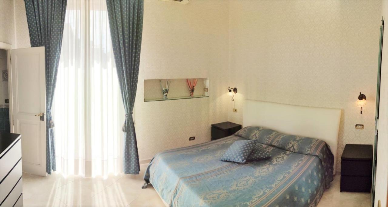 Toledo Bed & Breakfast Napoli Bagian luar foto