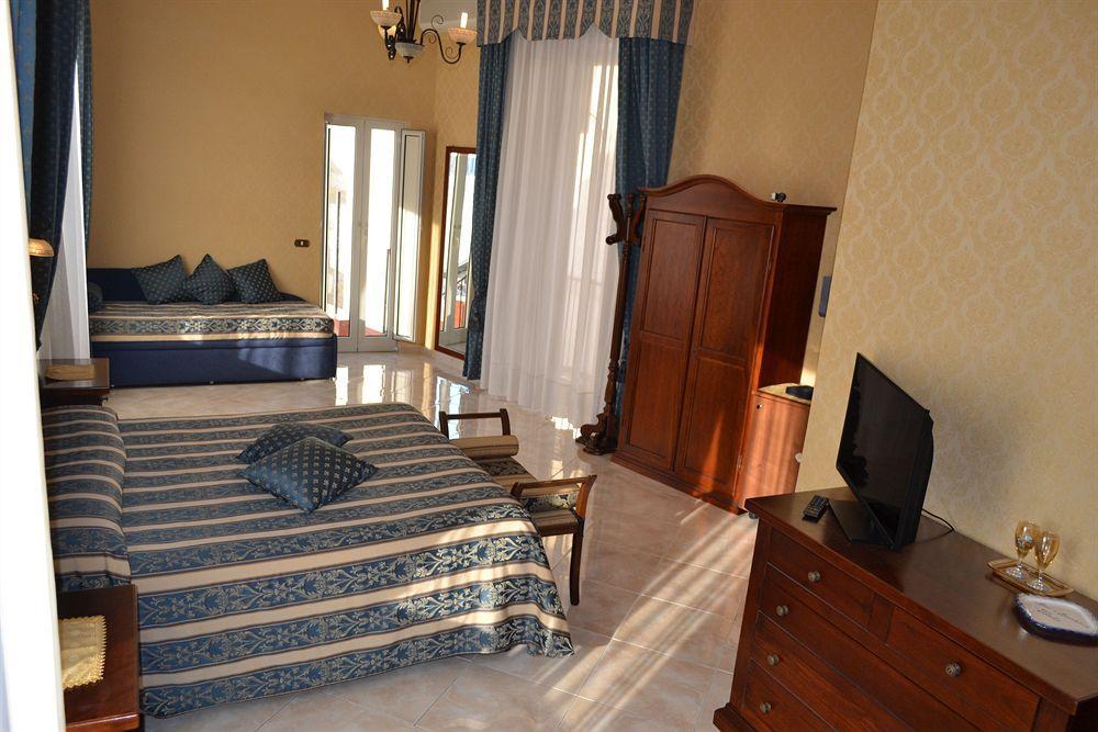 Toledo Bed & Breakfast Napoli Bagian luar foto